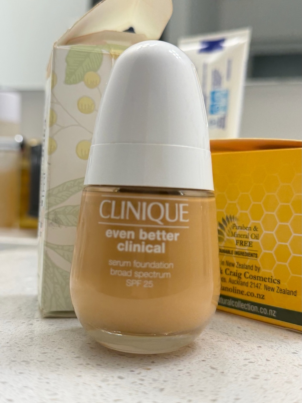Clinique Even Better Clinical Serum Foundation - Warm Beige Bottle